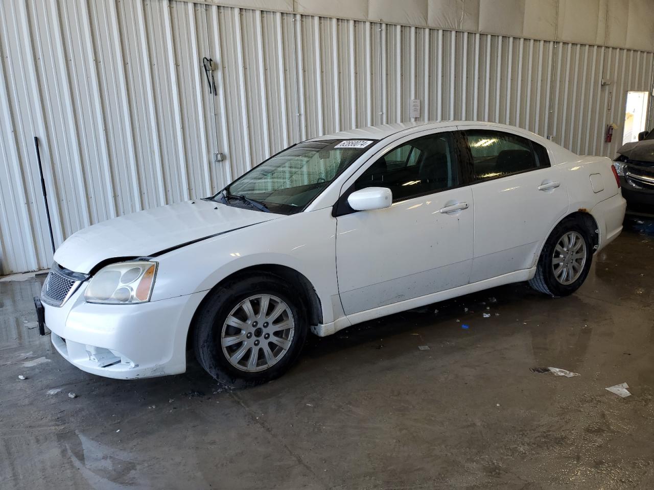 MITSUBISHI GALANT FE 2012