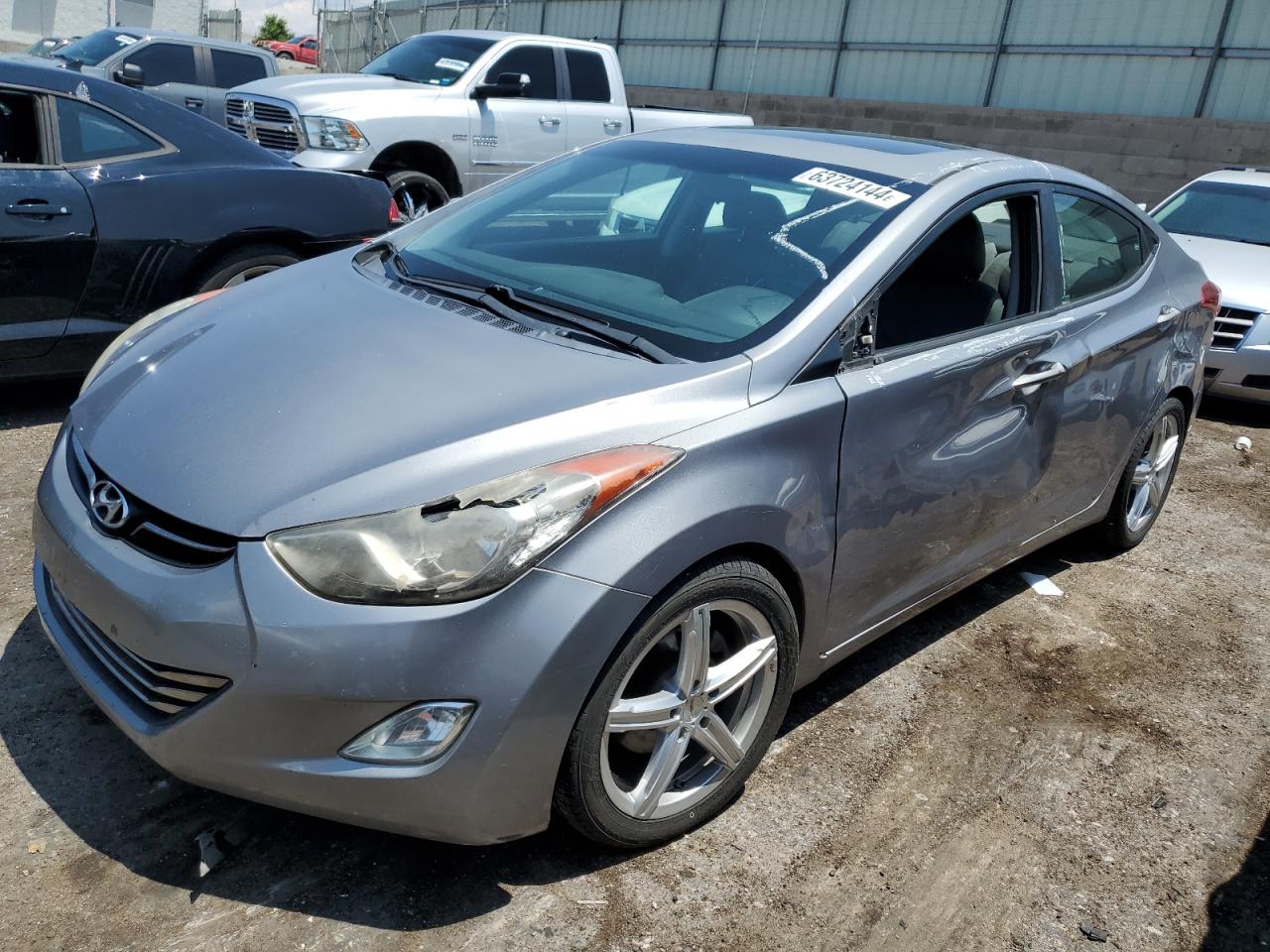 HYUNDAI ELANTRA GL 2012