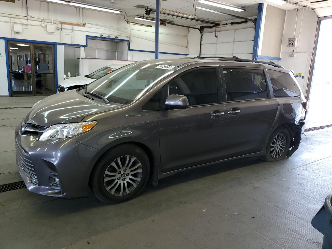 TOYOTA SIENNA 2020