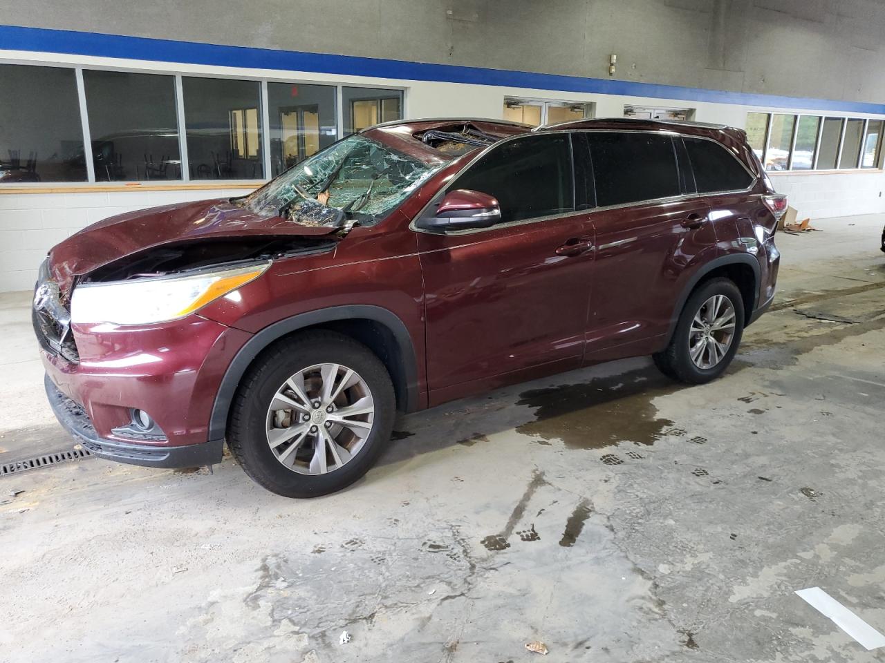 TOYOTA HIGHLANDER 2014
