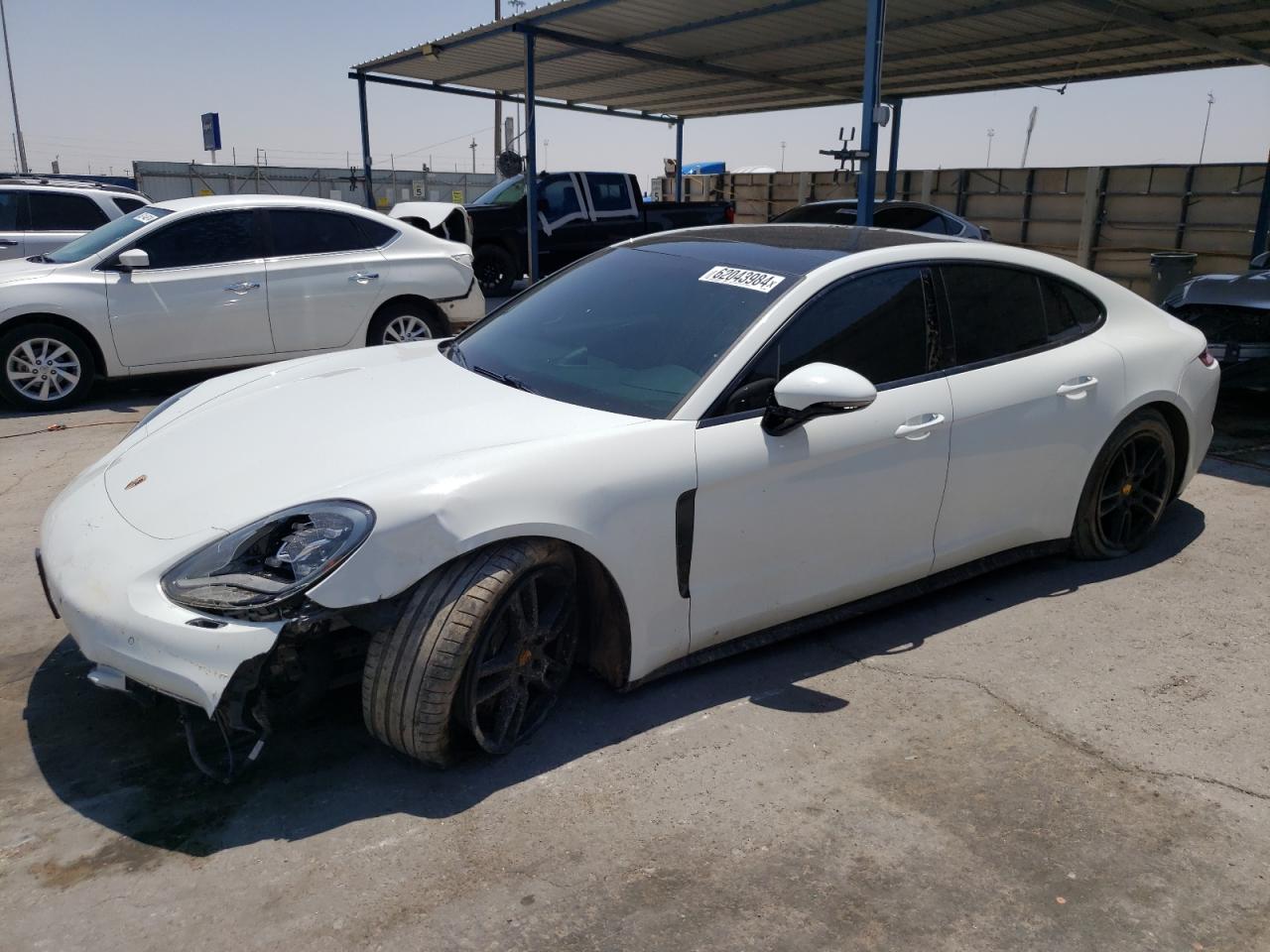 PORSCHE Panamera 2 2017