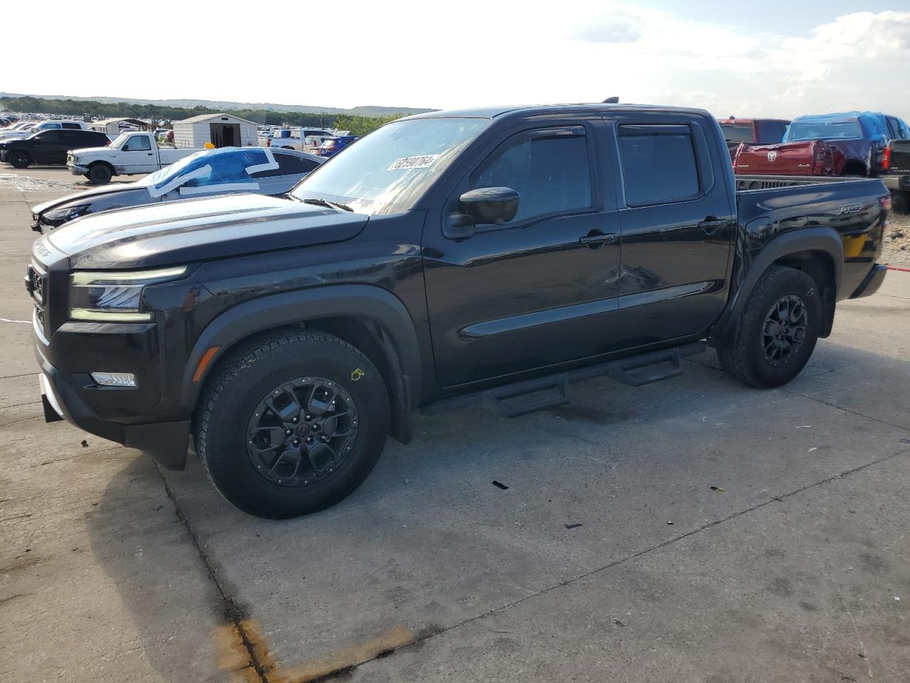 NISSAN FRONTIER 2023