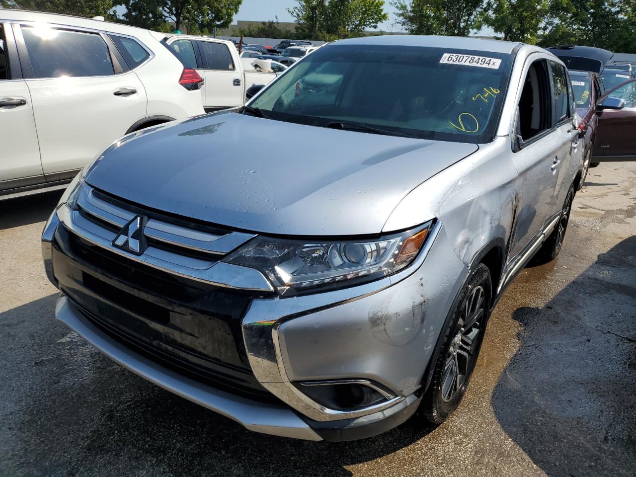 MITSUBISHI OUTLANDER 2017