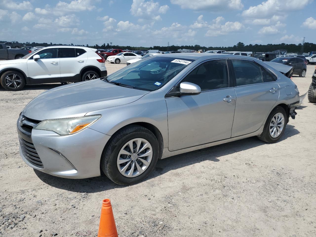 TOYOTA CAMRY LE 2016