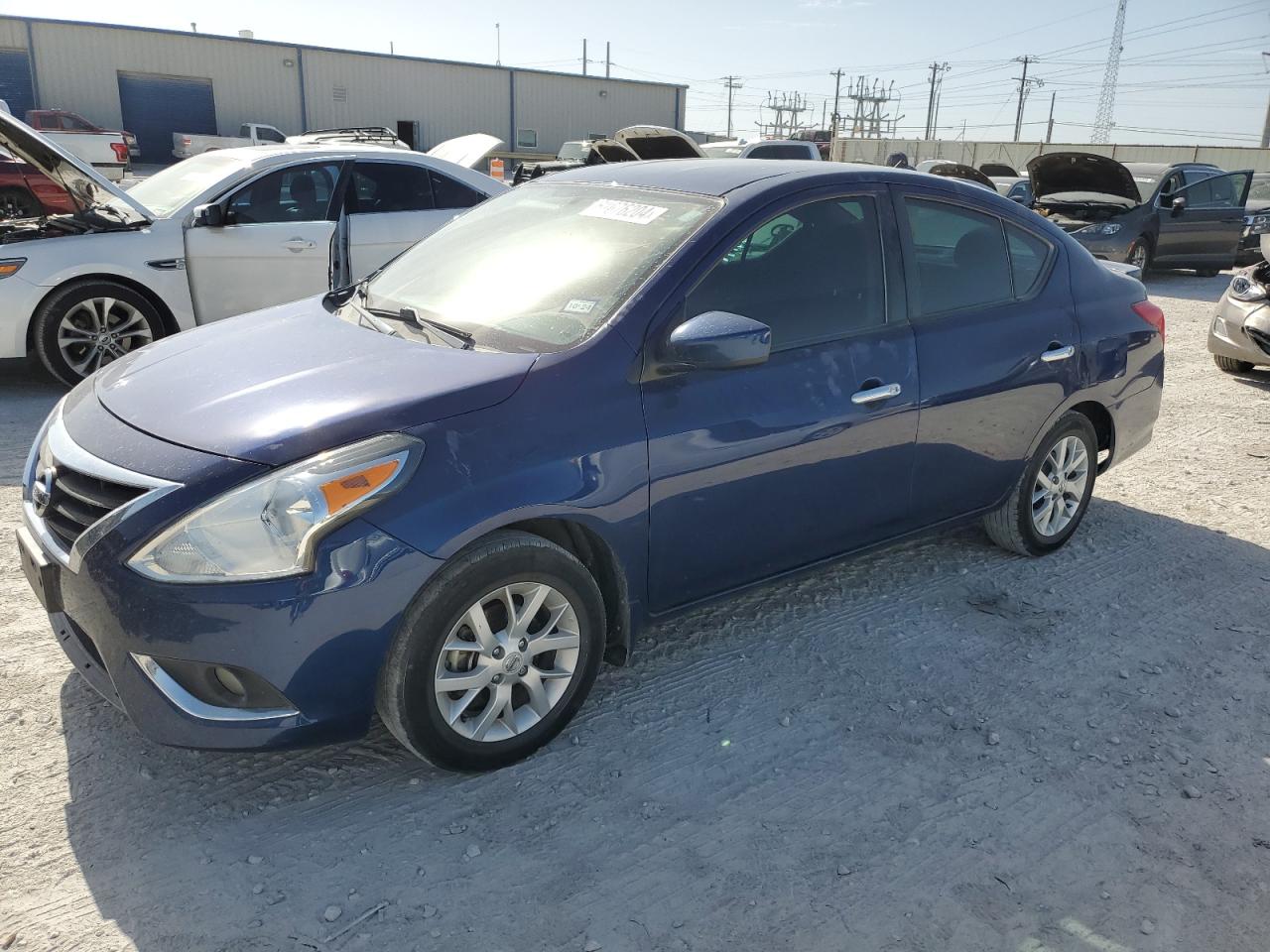 NISSAN Versa S 2018