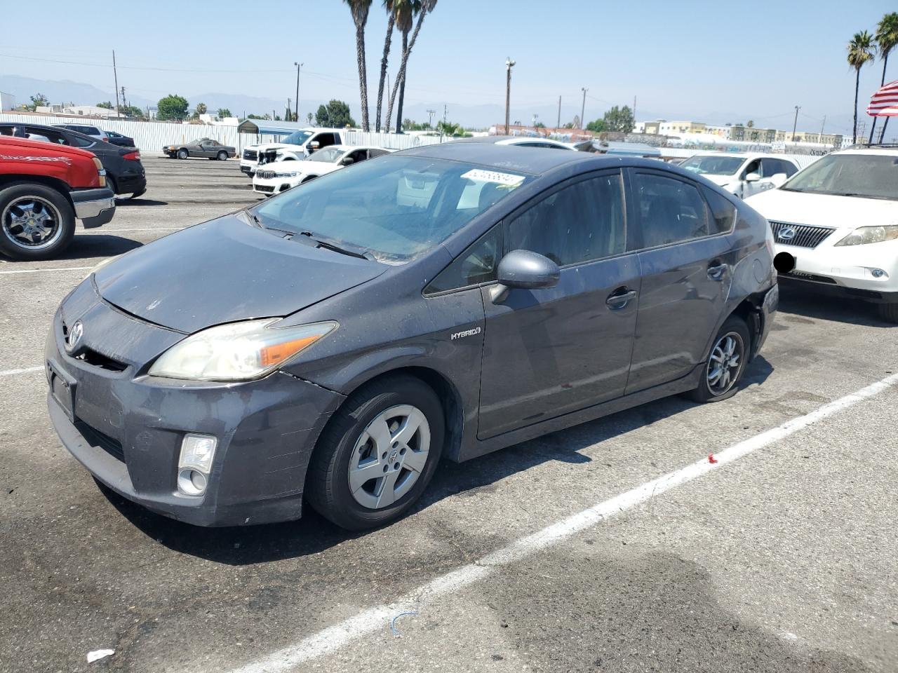 TOYOTA PRIUS 2011