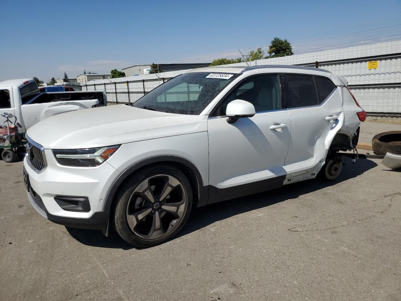 VOLVO XC40 2019