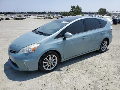 Toyota Prius V 2014
