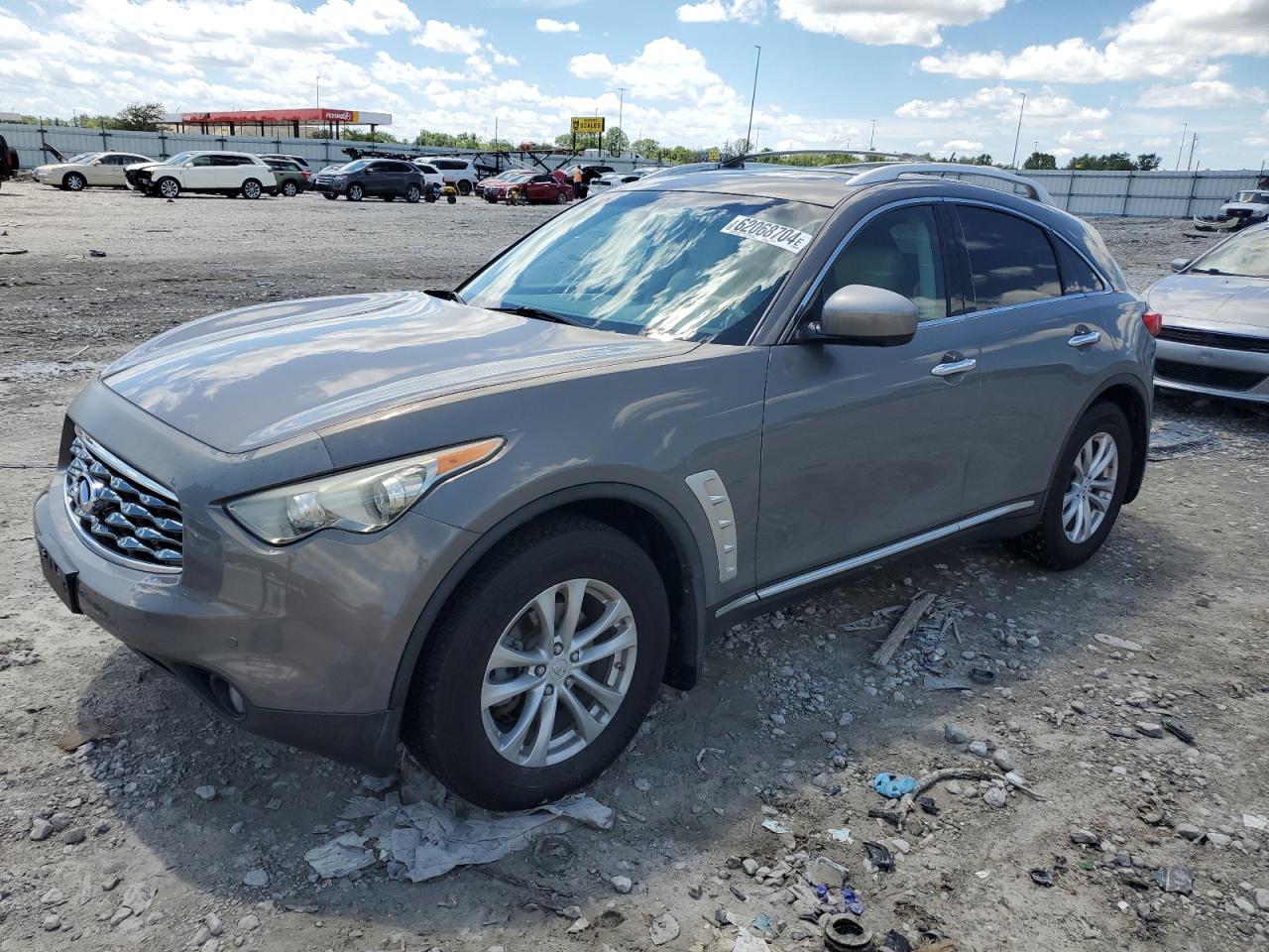 INFINITI FX35 2010