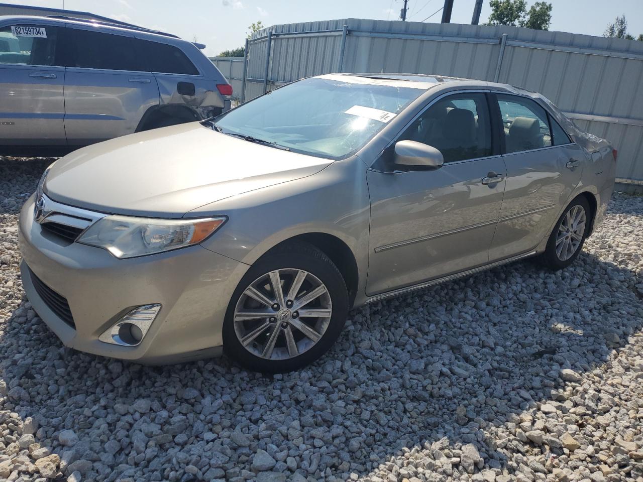 TOYOTA CAMRY SE 2013