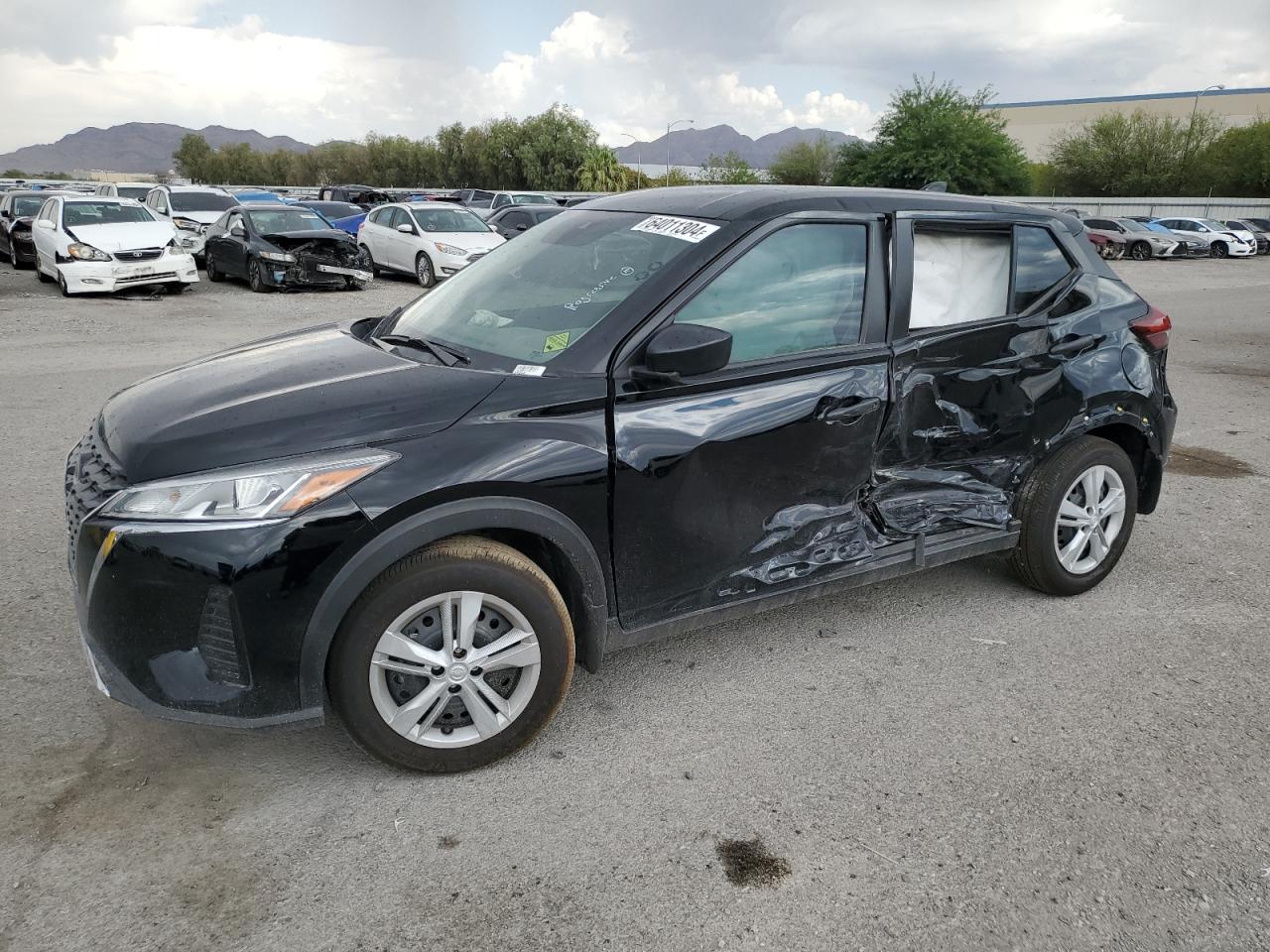 NISSAN KICKS S 2024