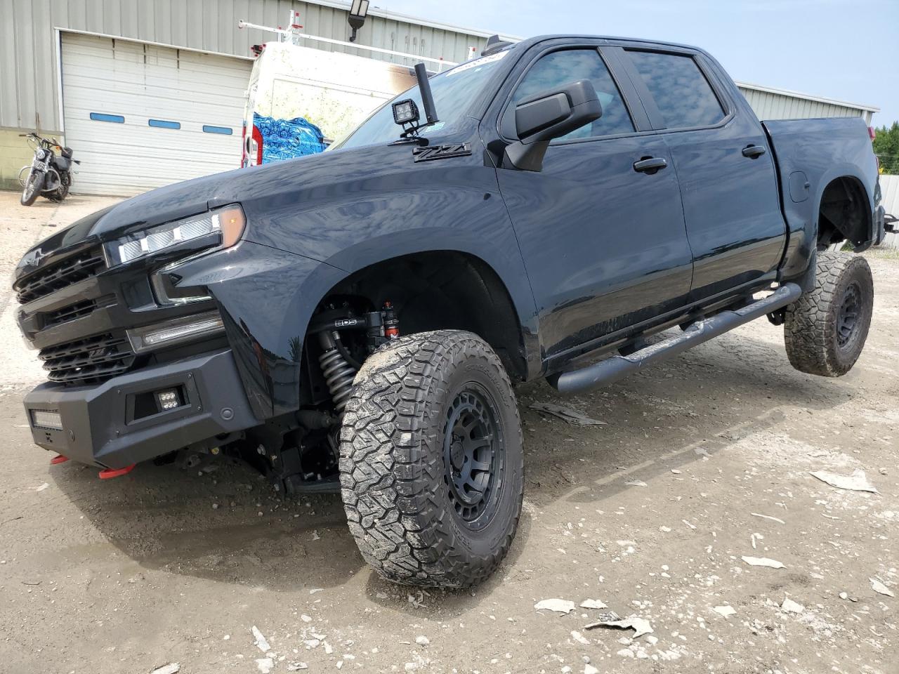 CHEVROLET SILVERADO 2021