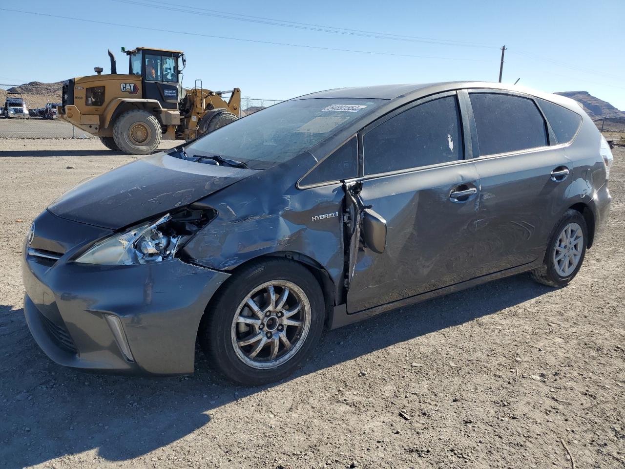 TOYOTA Prius V 2013