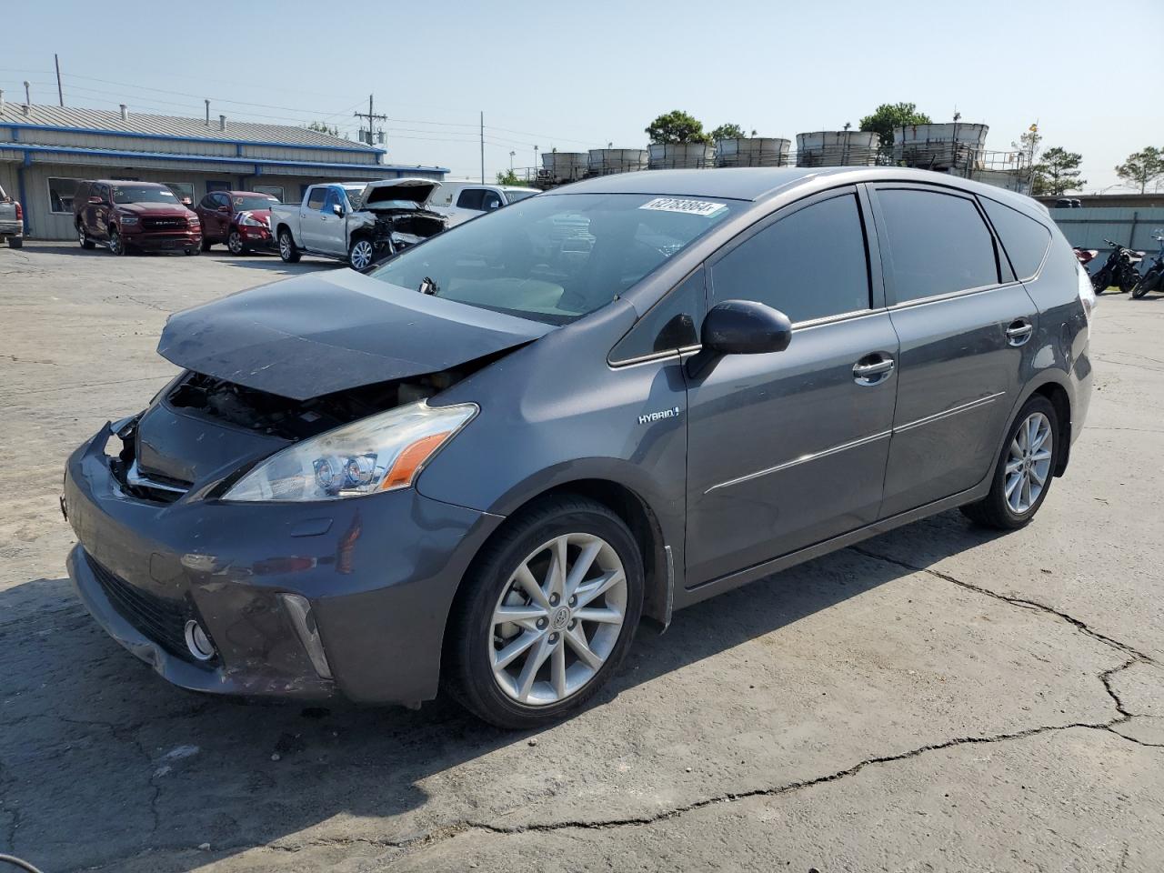 TOYOTA PRIUS V 2013