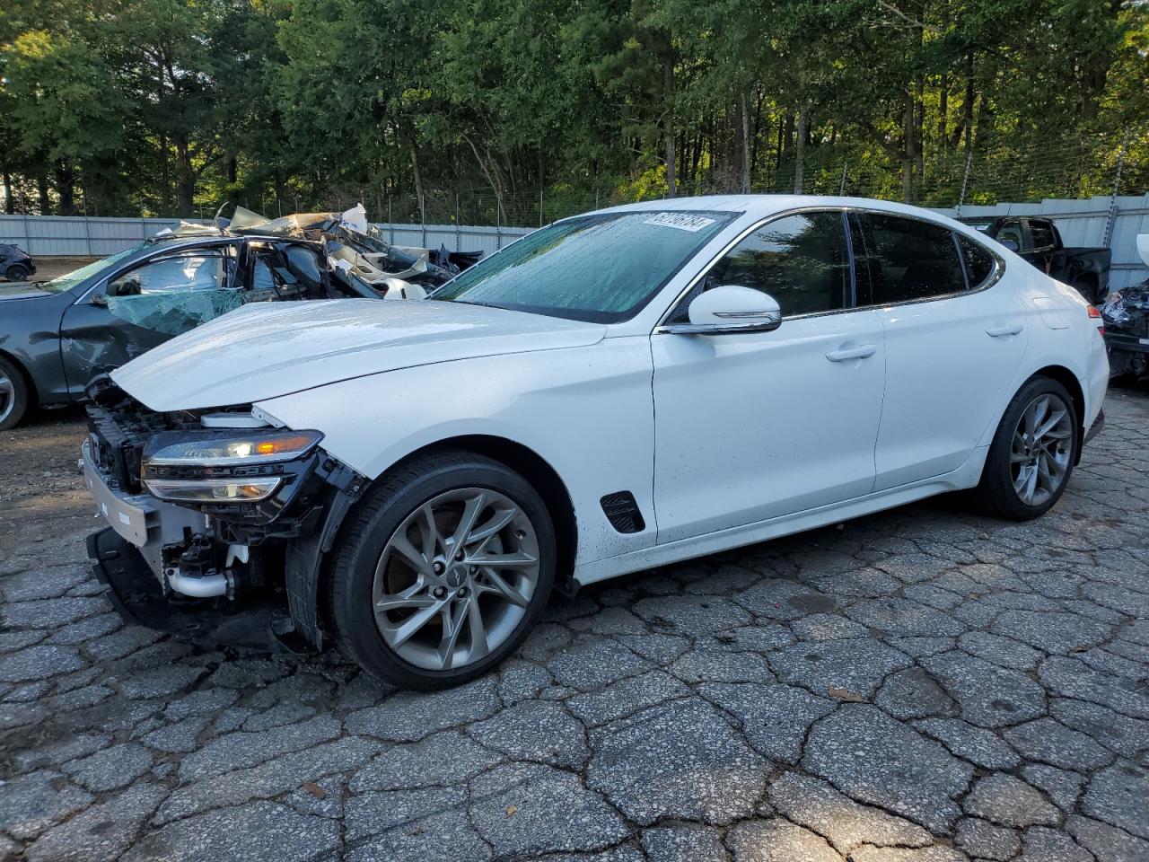 GENESIS G70 BASE 2022