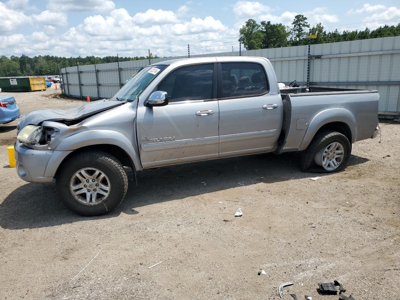 TOYOTA TUNDRA DOU 2005