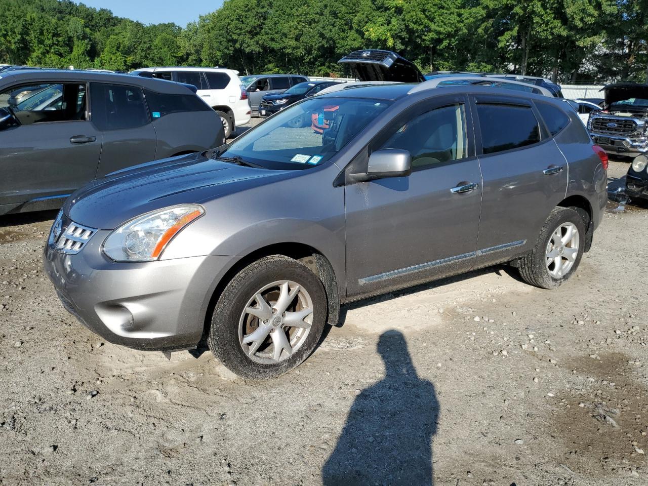 NISSAN ROGUE S 2011