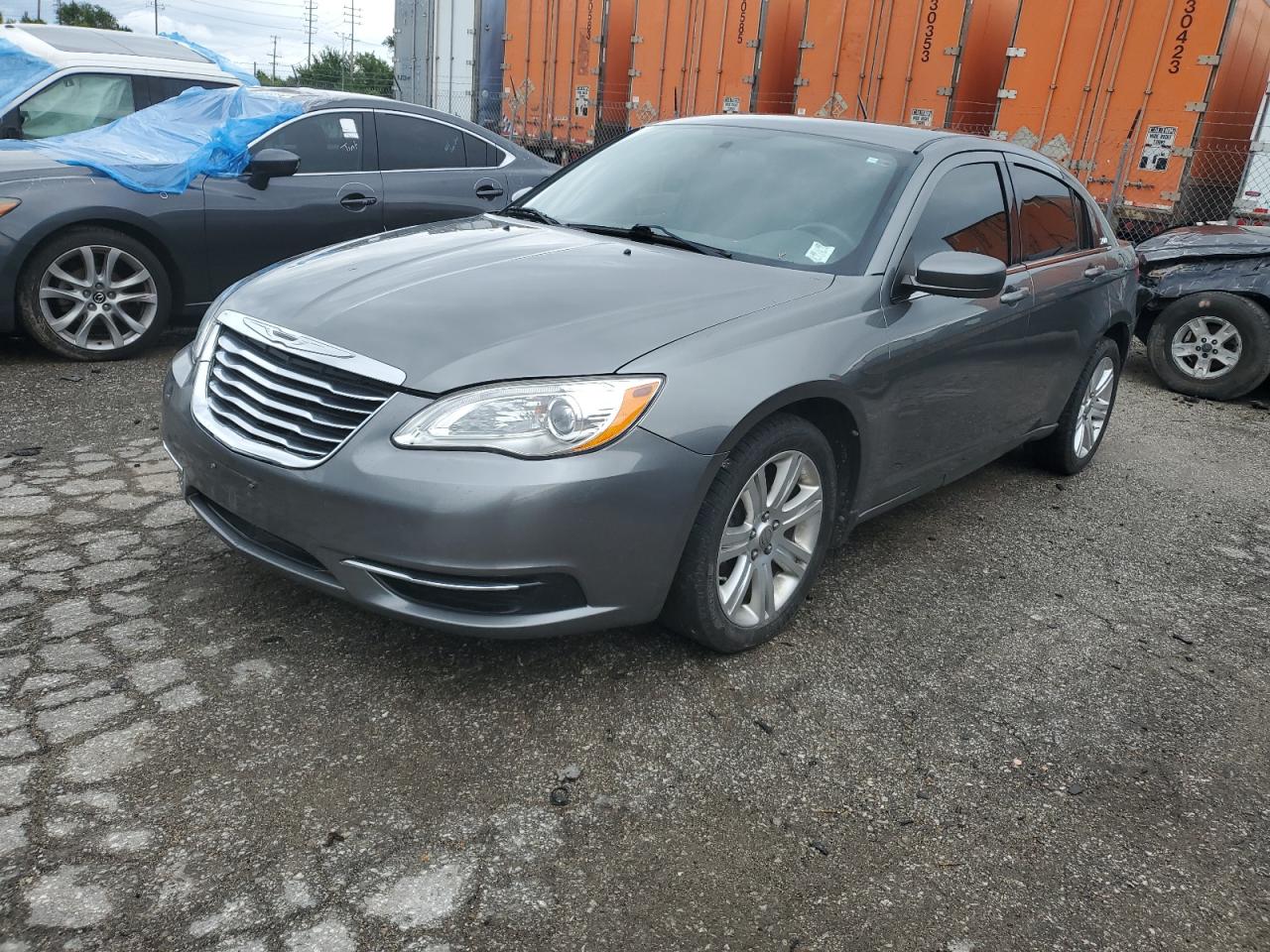 CHRYSLER 200 TOURIN 2012