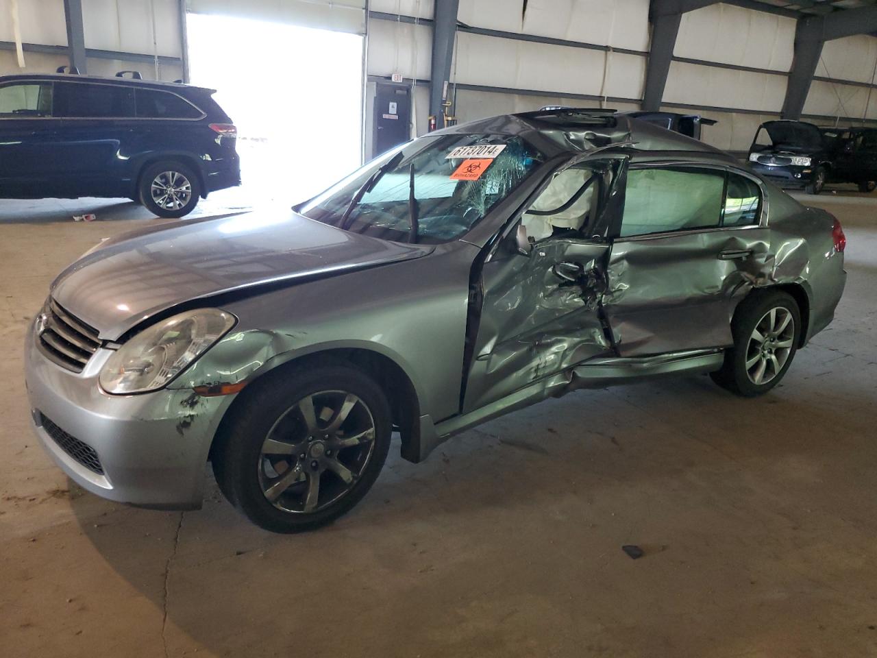 INFINITI G35 2005