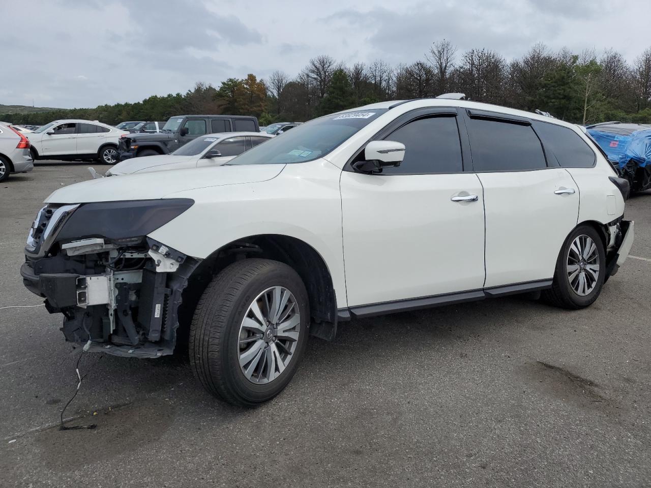 NISSAN PATHFINDER 2019