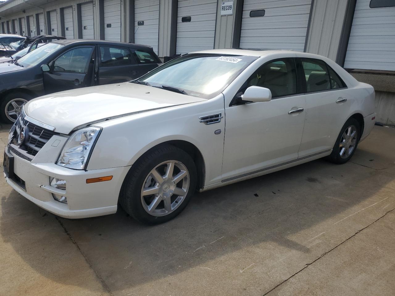 CADILLAC STS LUXURY 2011