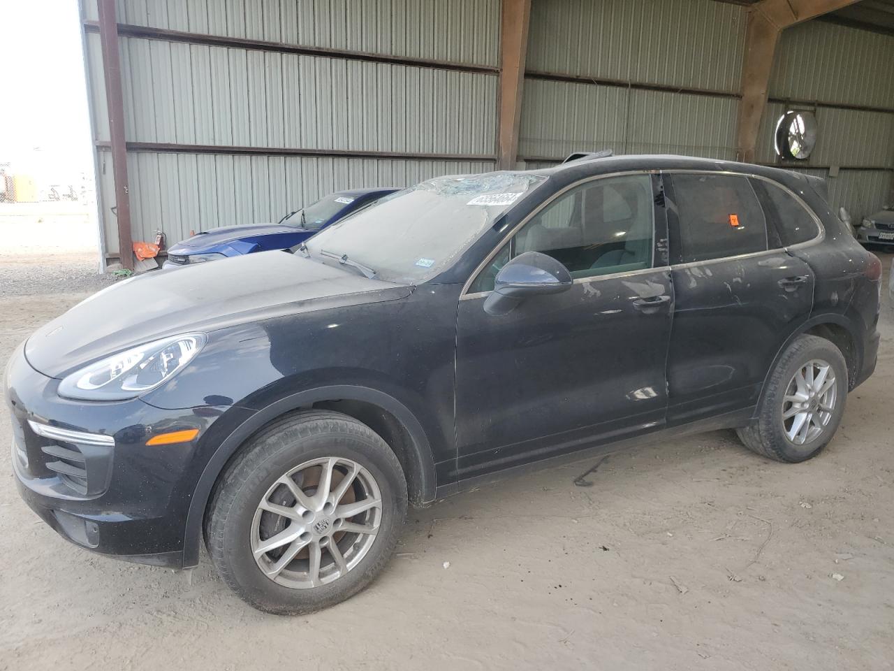 PORSCHE Cayenne 2016
