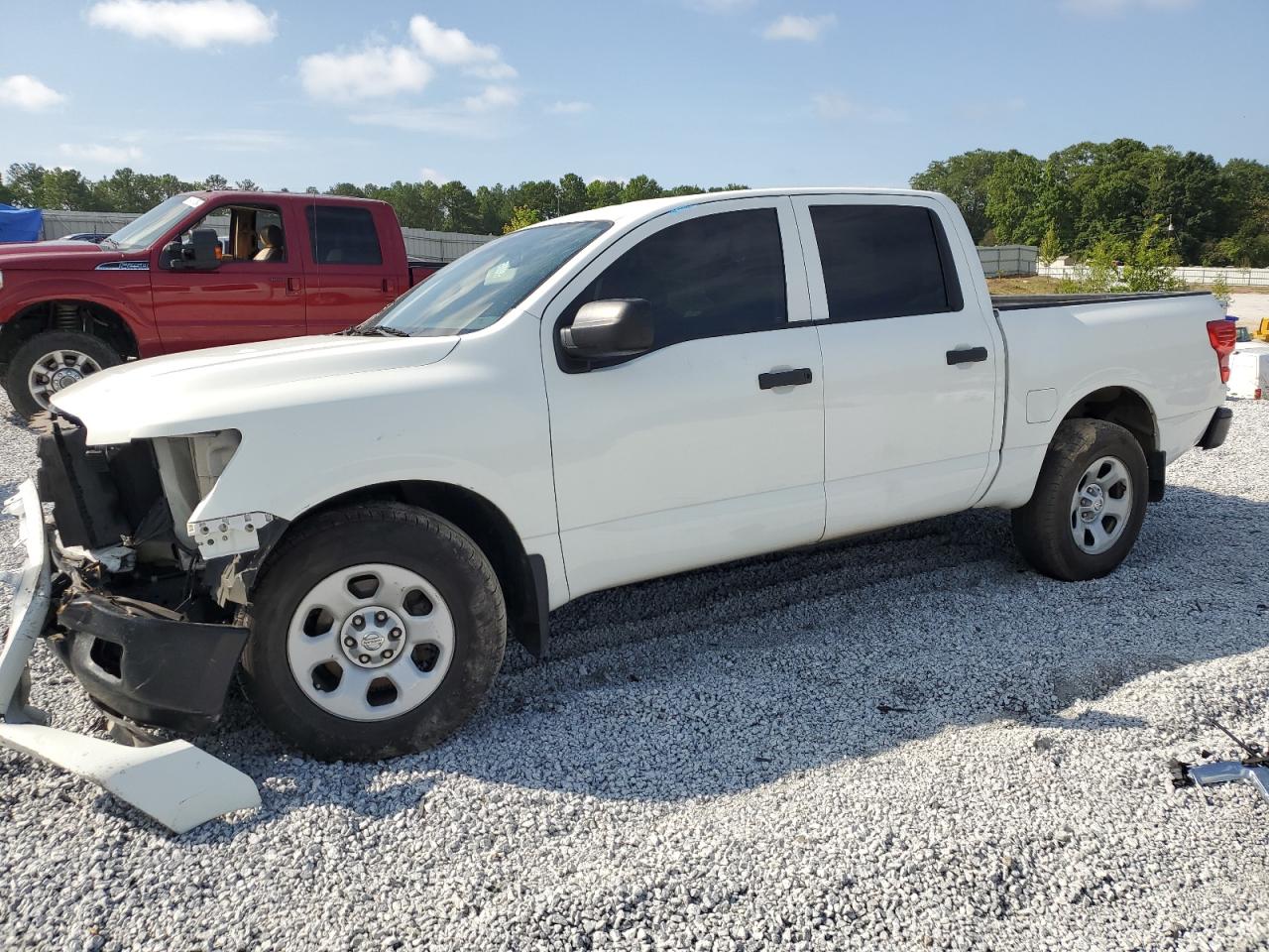 NISSAN TITAN S 2018