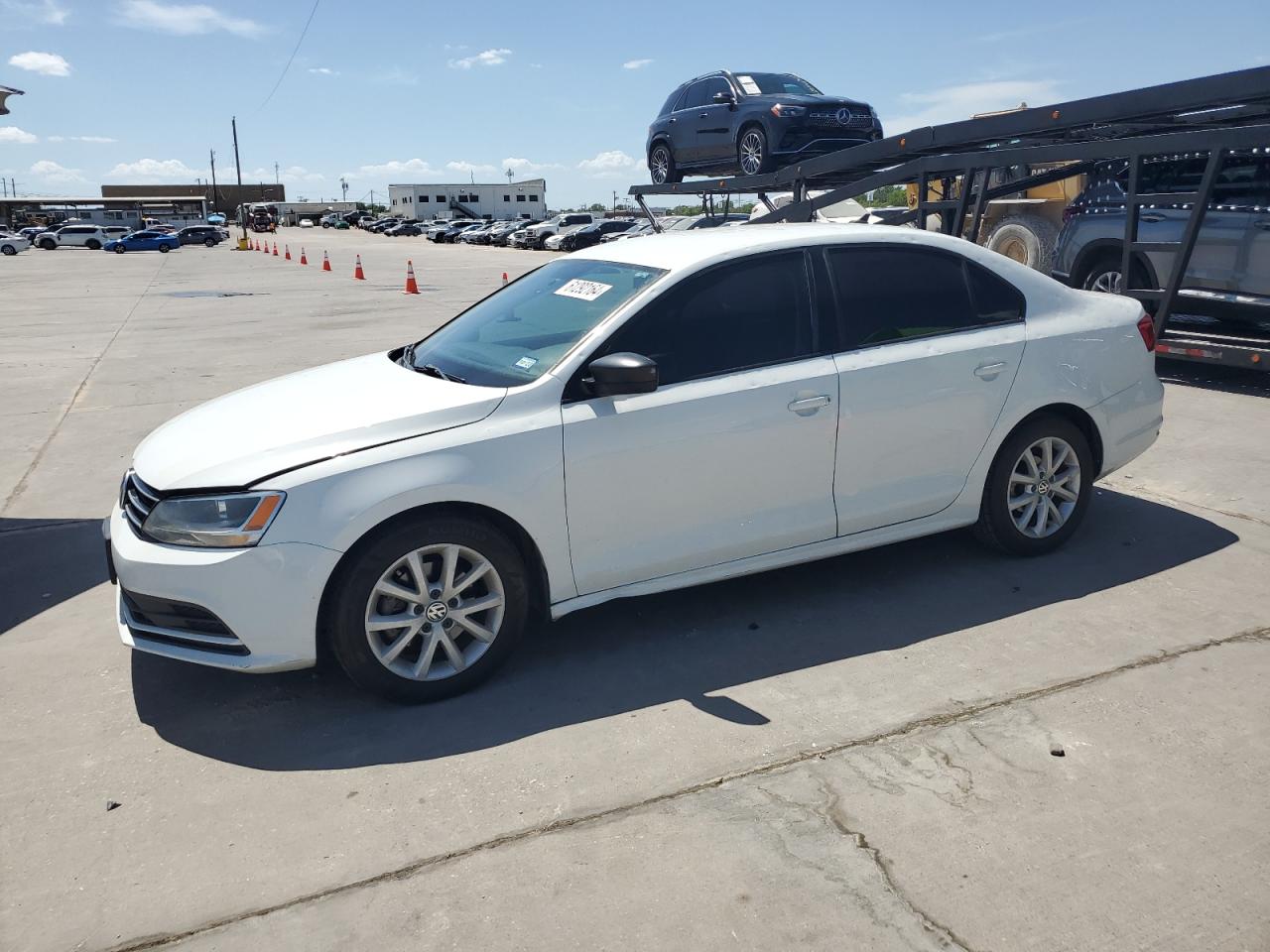VOLKSWAGEN JETTA SE 2015