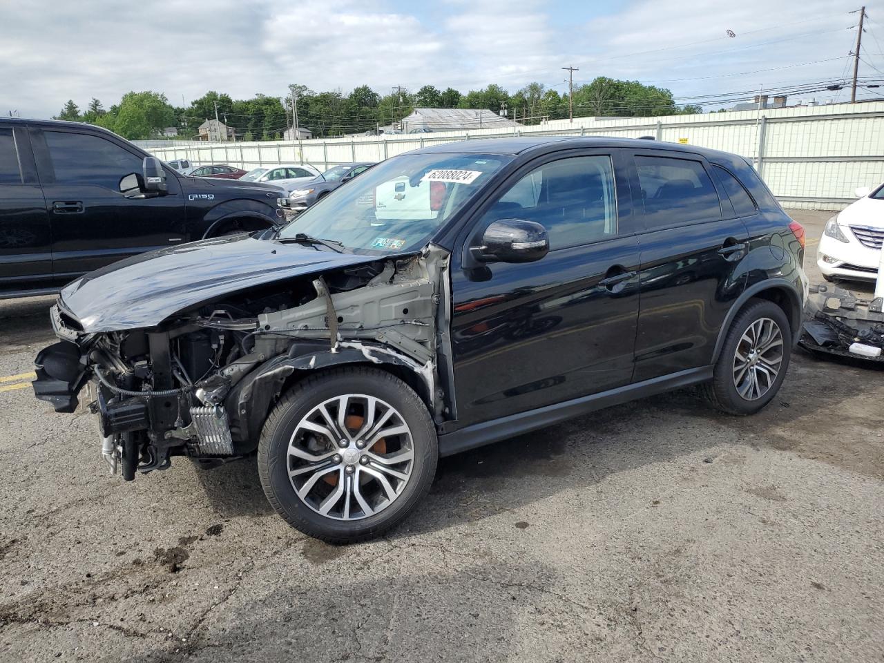 MITSUBISHI OUTLANDER 2019