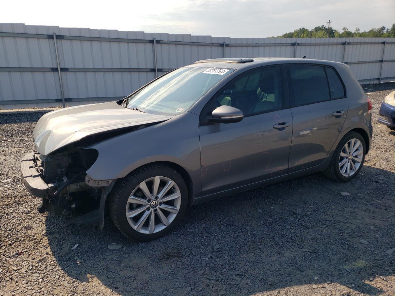 VOLKSWAGEN GOLF 2012