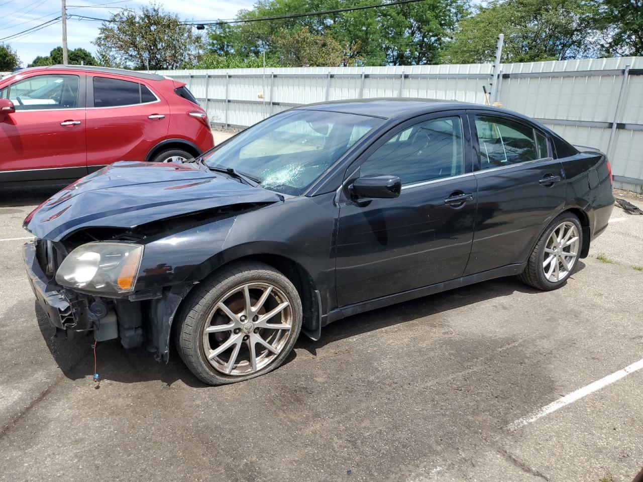 MITSUBISHI GALANT ES 2011