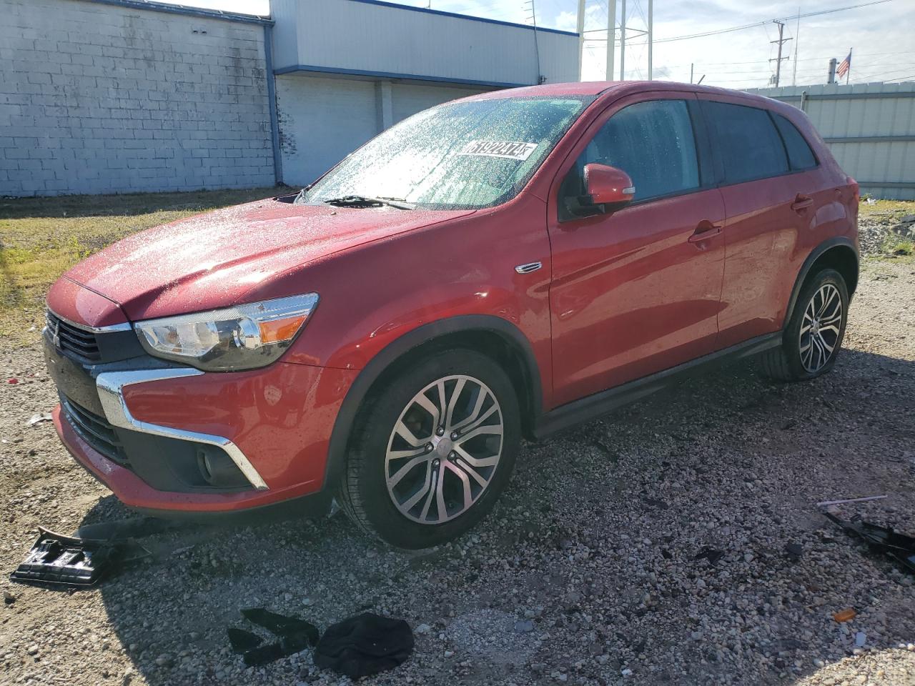 MITSUBISHI Outlander 2016