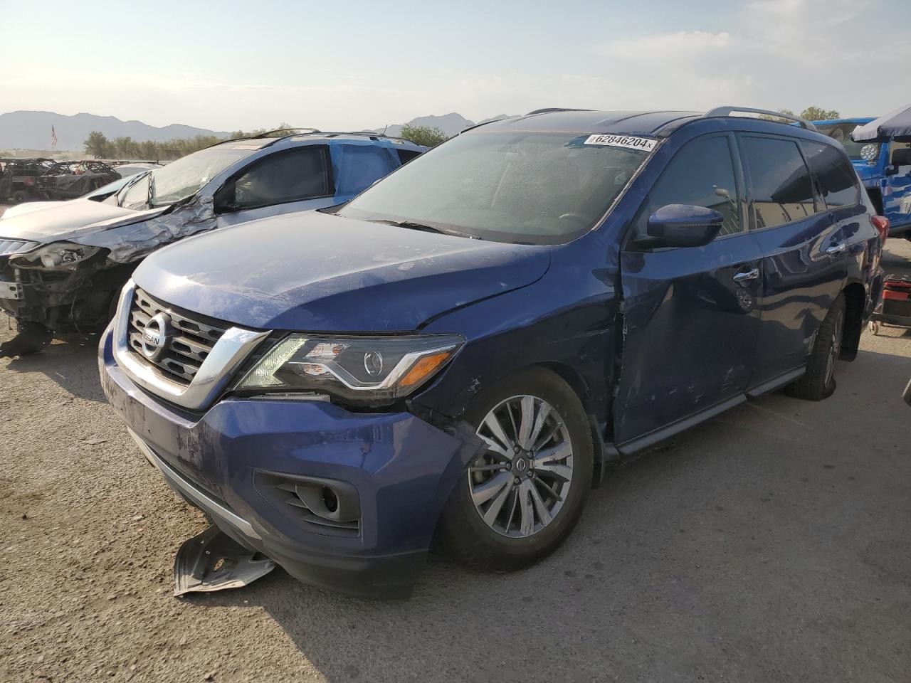 NISSAN PATHFINDER 2019