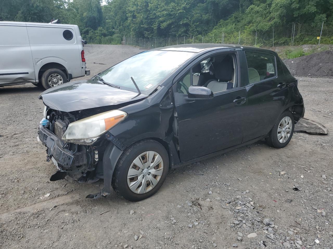 TOYOTA YARIS 2012