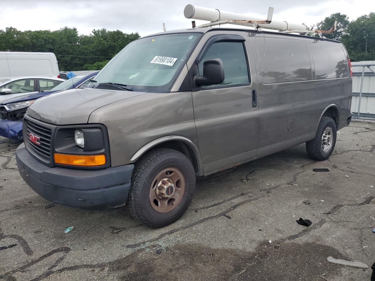 GMC SAVANA G35 2011