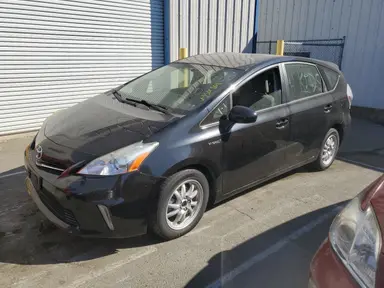 Toyota Prius V 2014