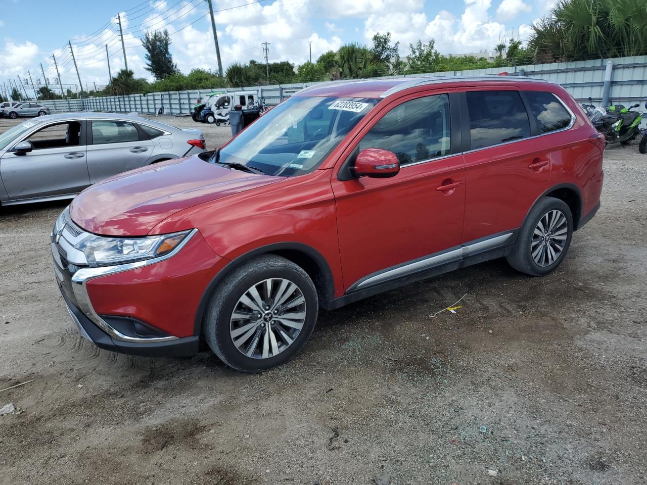 MITSUBISHI OUTLANDER 2019