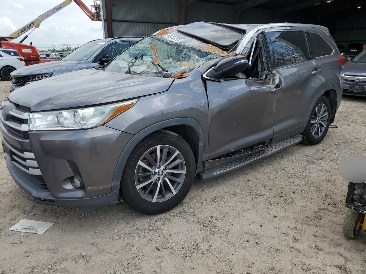 TOYOTA HIGHLANDER 2017
