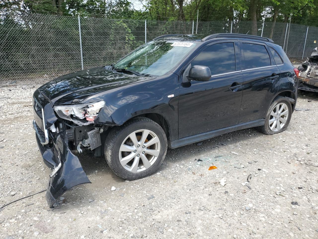 MITSUBISHI OUTLANDER 2015
