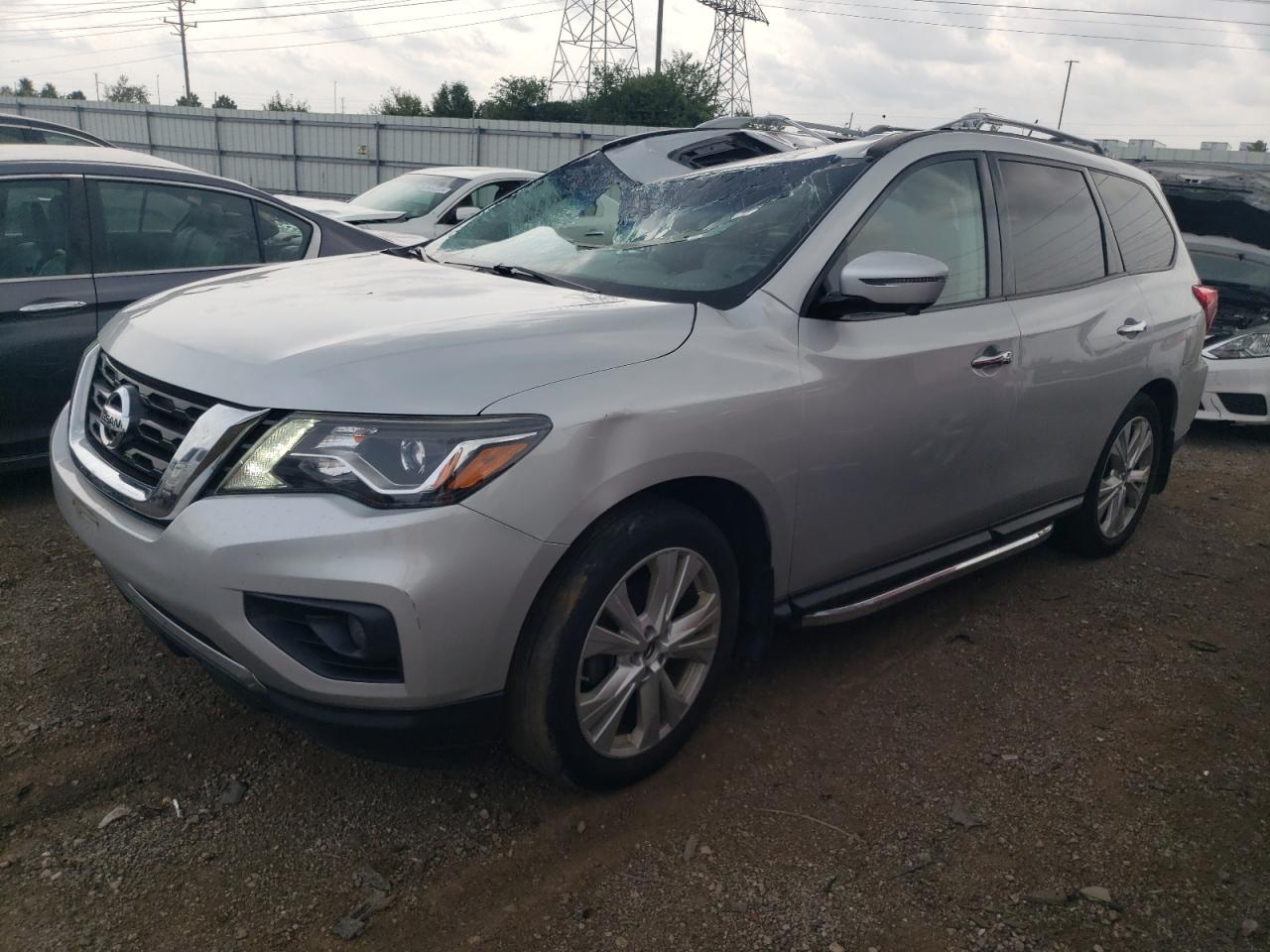 NISSAN Pathfinder 2018