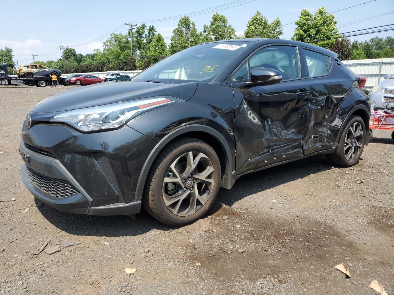 TOYOTA C-HR XLE 2022