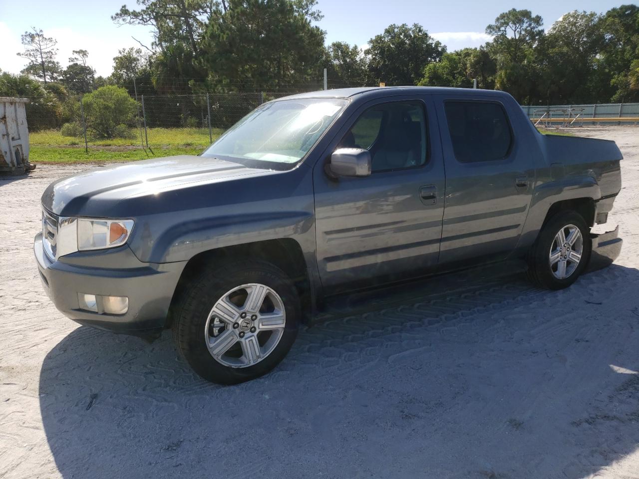 HONDA RIDGELINE 2010