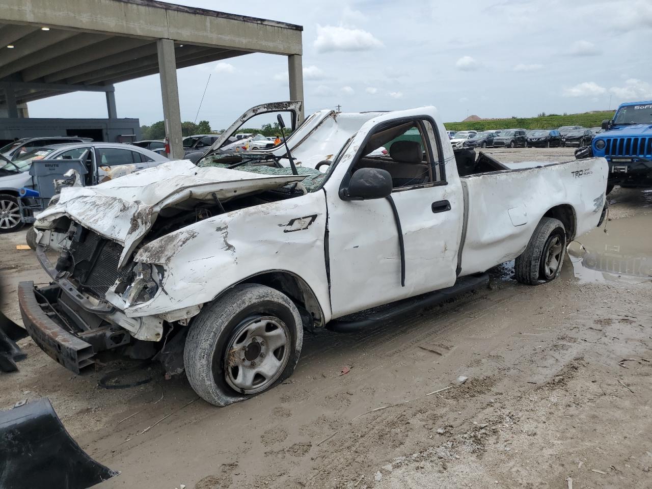 TOYOTA TUNDRA 2003