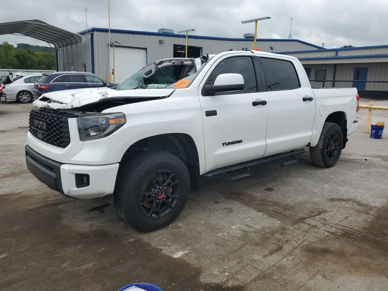 TOYOTA TUNDRA CREWMAX SR5 2019