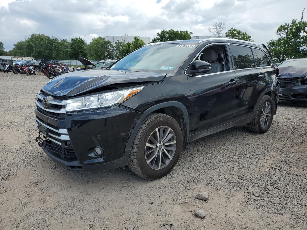 TOYOTA HIGHLANDER 2019
