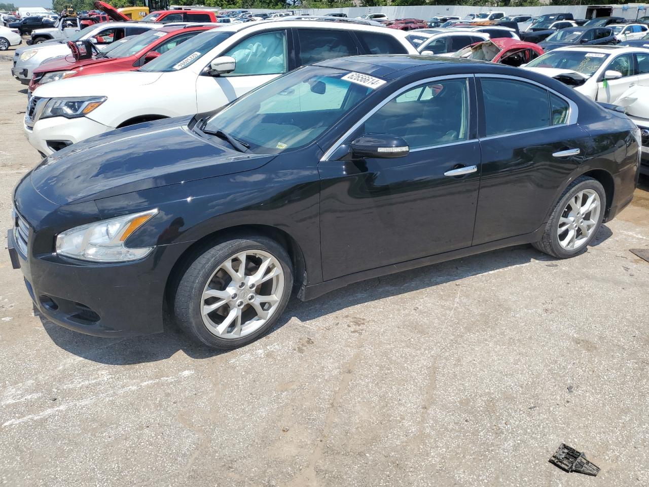 NISSAN MAXIMA 2014