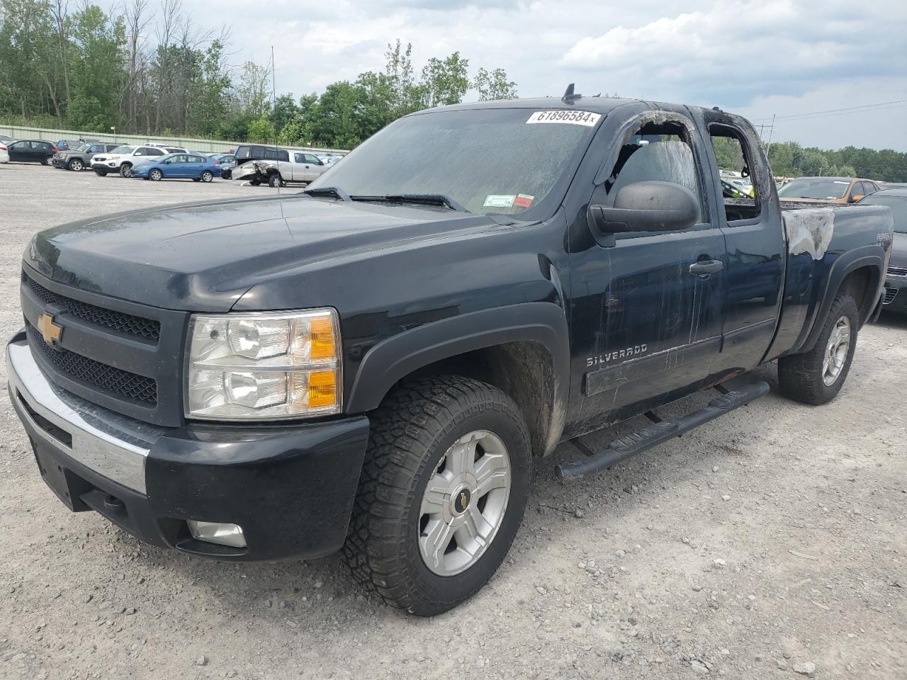 CHEVROLET SILVERADO 2011
