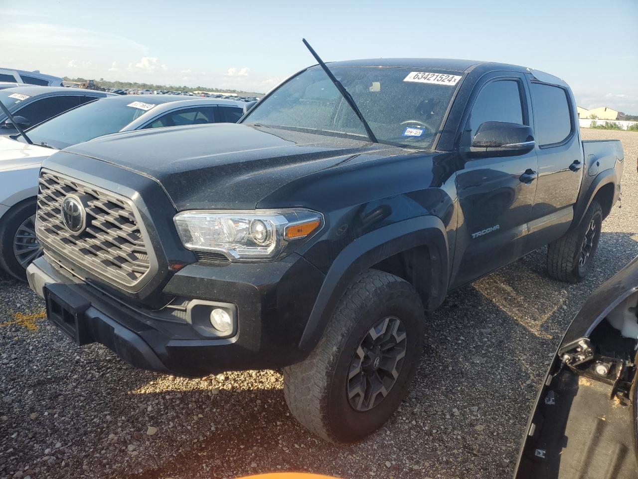 TOYOTA TACOMA DOU 2021