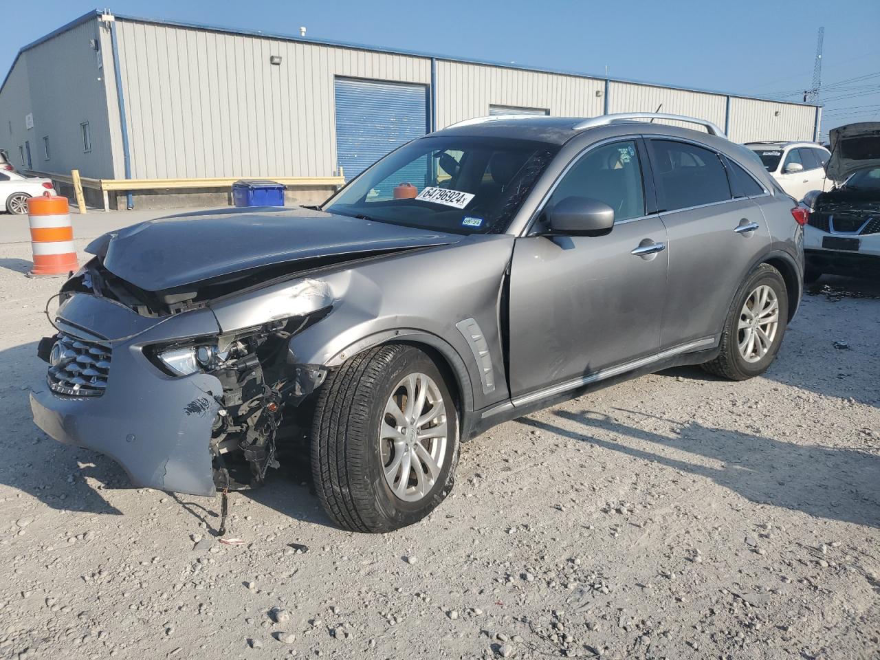 INFINITI FX35 2011