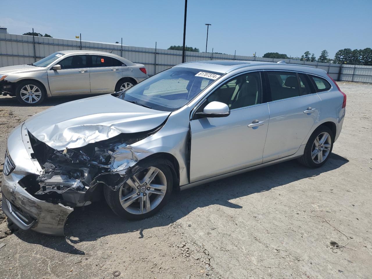 VOLVO V60 PLATIN 2015